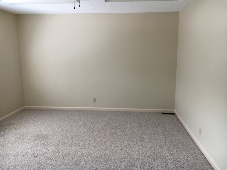 More Photos Of 841 Wren Rd, Goodlettsville Storefront Retail Office For Lease