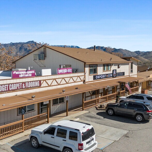 More Photos Of 6400 Wofford Blvd, Wofford Heights General Retail For Sale