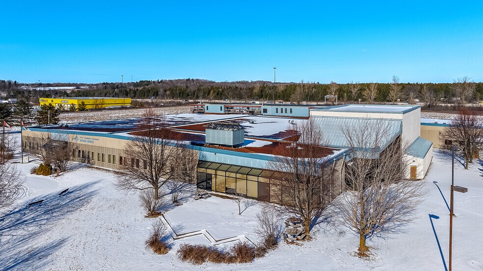 More Photos Of 711 Dalton ave, Kingston Schools For Lease