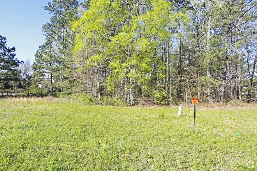 More Photos Of 540-544 Hampton Hwy, Yorktown Land For Sale