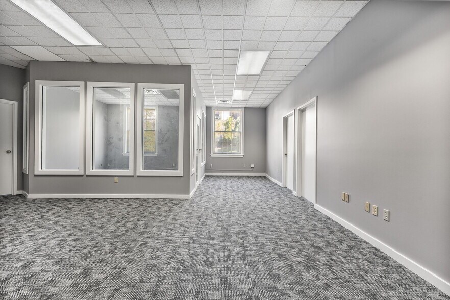 More Photos Of 201 Main St, Boston Office For Lease