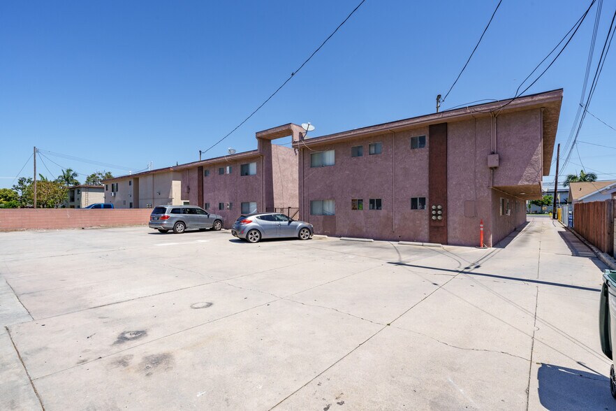 More Photos Of 7836 Stewart and Gray Rd, Downey Apartments For Sale