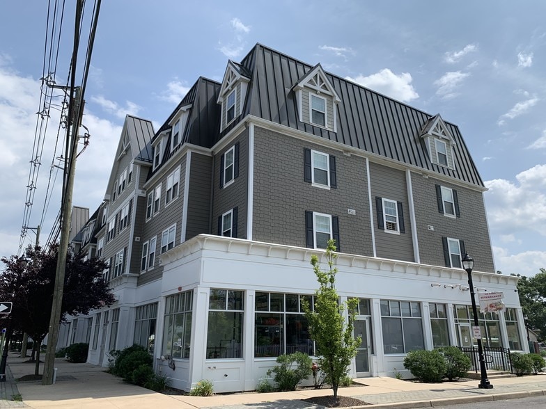 More Photos Of 727 Franklin Blvd, Somerset Apartments For Lease