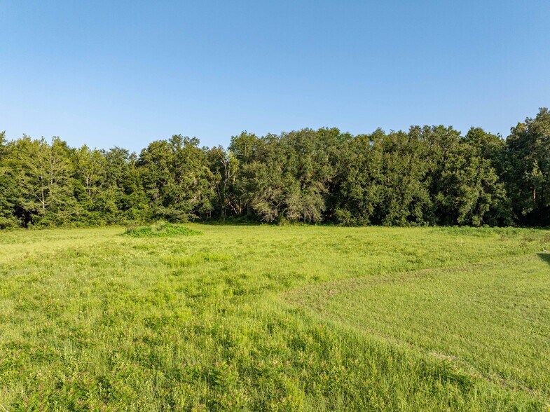 More Photos Of 5056 FL-47, Lake City Specialty For Sale