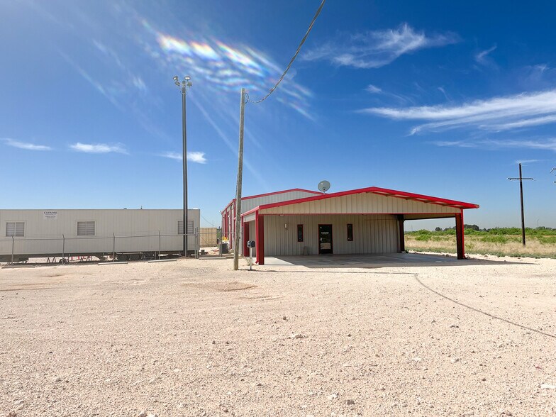 Primary Photo Of 3611 N US Highway 87, Big Spring Warehouse For Lease