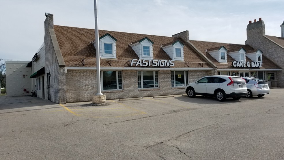 More Photos Of W173N9170 Saint Francis Dr, Menomonee Falls General Retail For Sale
