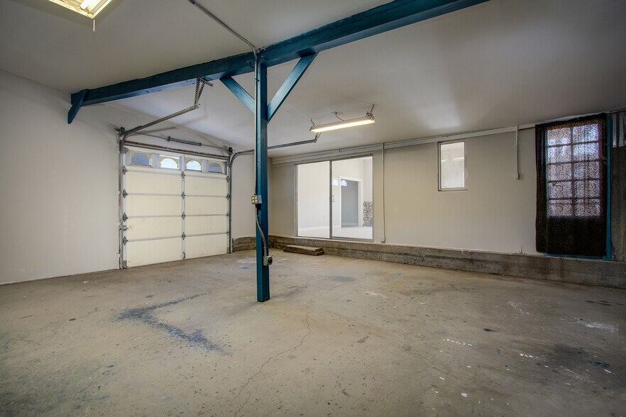 More Photos Of 55267 29 Palms Hwy, Yucca Valley Office Residential For Sale