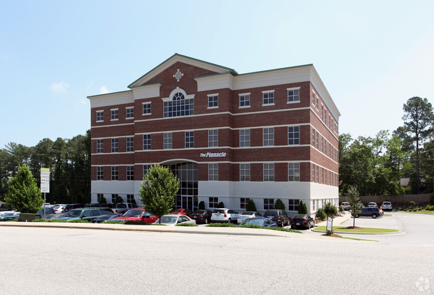 More Photos Of 639 Executive Pl, Fayetteville Medical For Lease