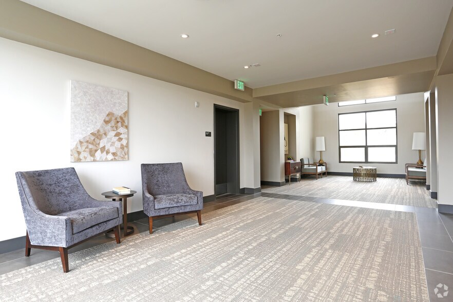 More Photos Of 1375-1411 Sycamore Ave, Hercules Unknown For Lease
