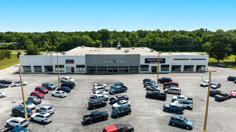 More Photos Of 470 S Highway 29, Cantonment Storefront For Sale