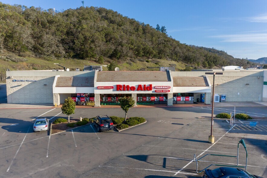 More Photos Of 1444 NW Garden Valley Blvd, Roseburg Unknown For Lease