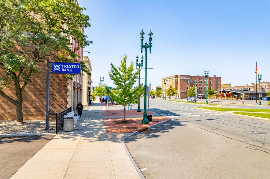 More Photos Of 180 Erie Blvd, Schenectady Office Residential For Sale
