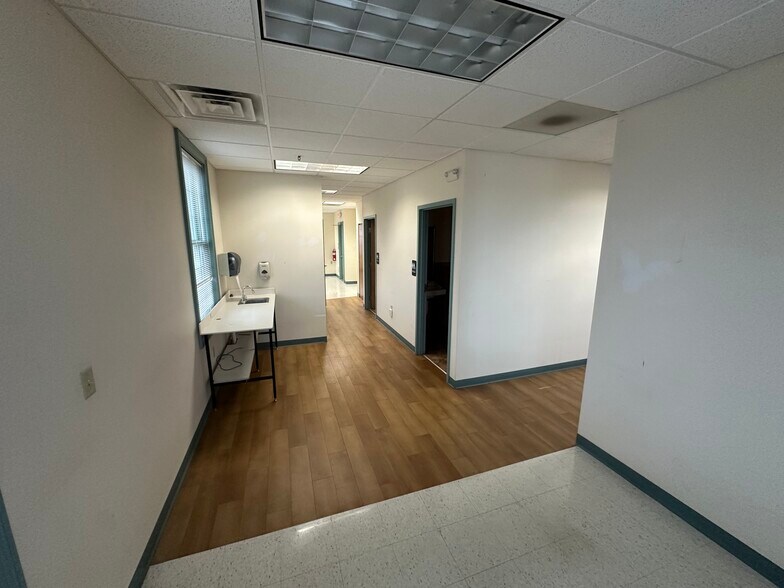 More Photos Of 342 W Germantown Pike, Norristown Medical For Lease