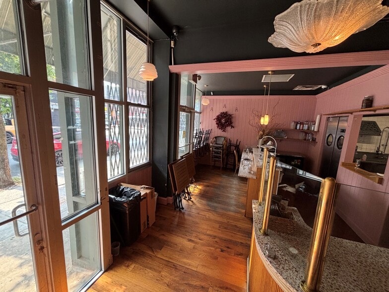 More Photos Of 1045 Union St, Brooklyn Apartments For Lease
