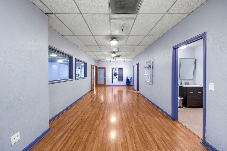 More Photos Of 417 W Santa Fe Ave, Flagstaff Flex For Sale