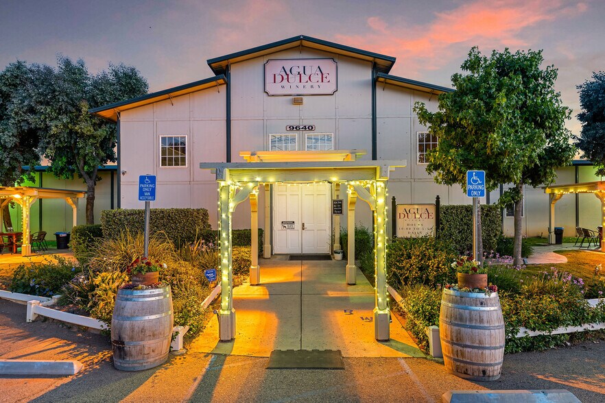 More Photos Of 9640 Sierra Hwy, Agua Dulce Winery Vineyard For Sale