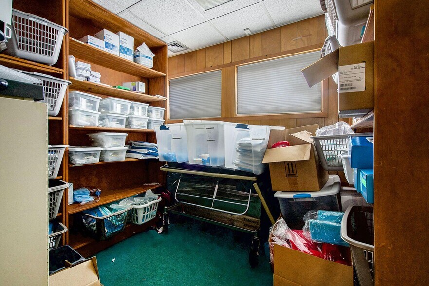 More Photos Of 1514 4th St, Jackson Healthcare For Sale