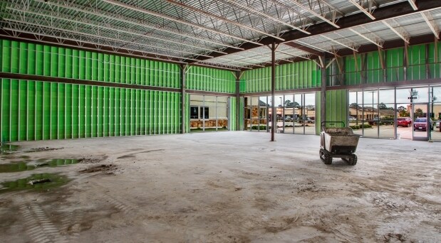 More Photos Of 18551 Champion Forest, Spring Storefront Retail Office For Lease