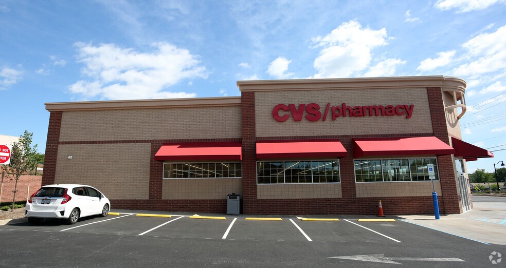 More Photos Of 1700 Seminole Trl, Charlottesville Drugstore For Sale