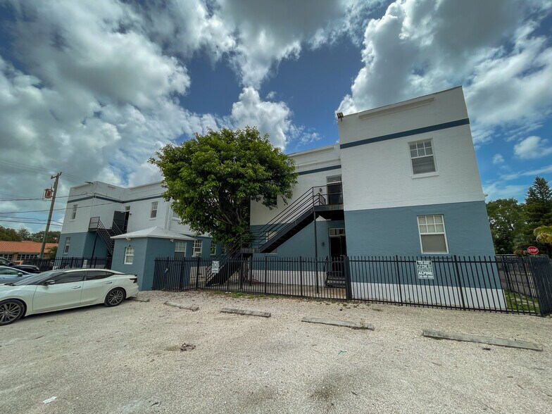 More Photos Of 36 NE 65th St, Miami Apartments For Sale