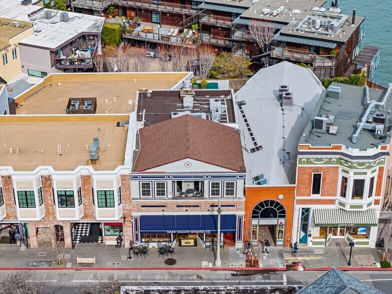 More Photos Of 670 Bridgeway, Sausalito Restaurant For Sale