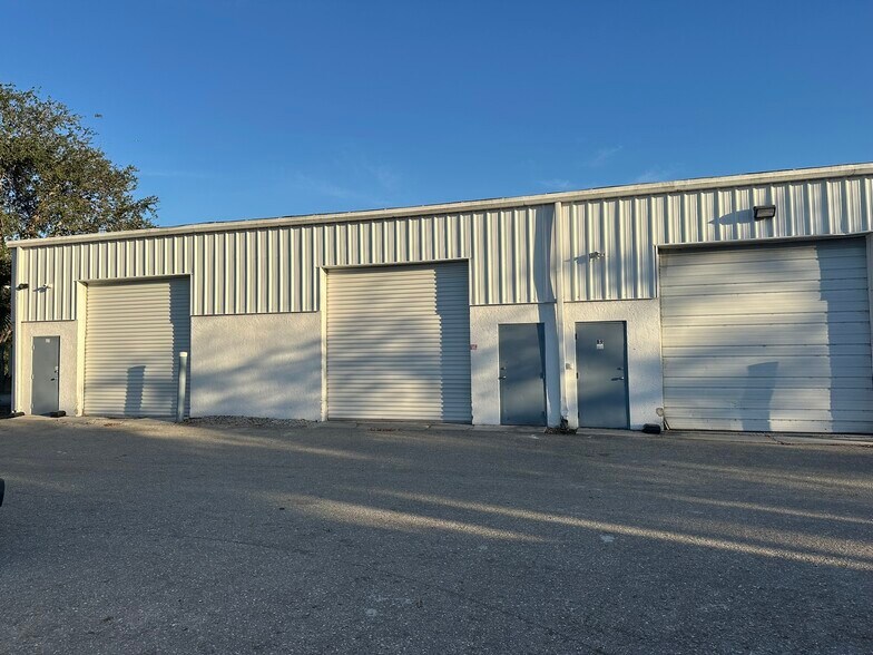 More Photos Of 18480 Paulson Dr, Port Charlotte Warehouse For Sale
