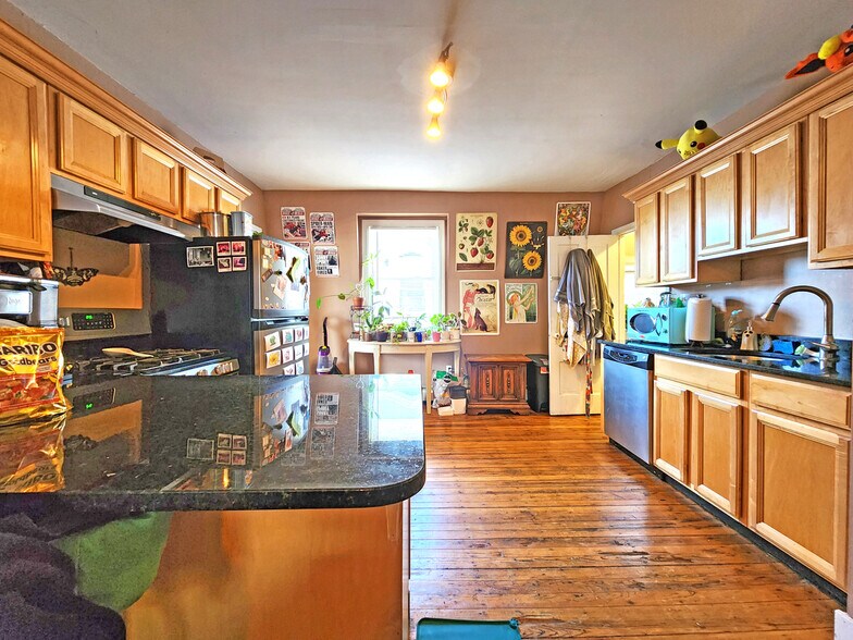 More Photos Of 65 America St, Providence Apartments For Sale