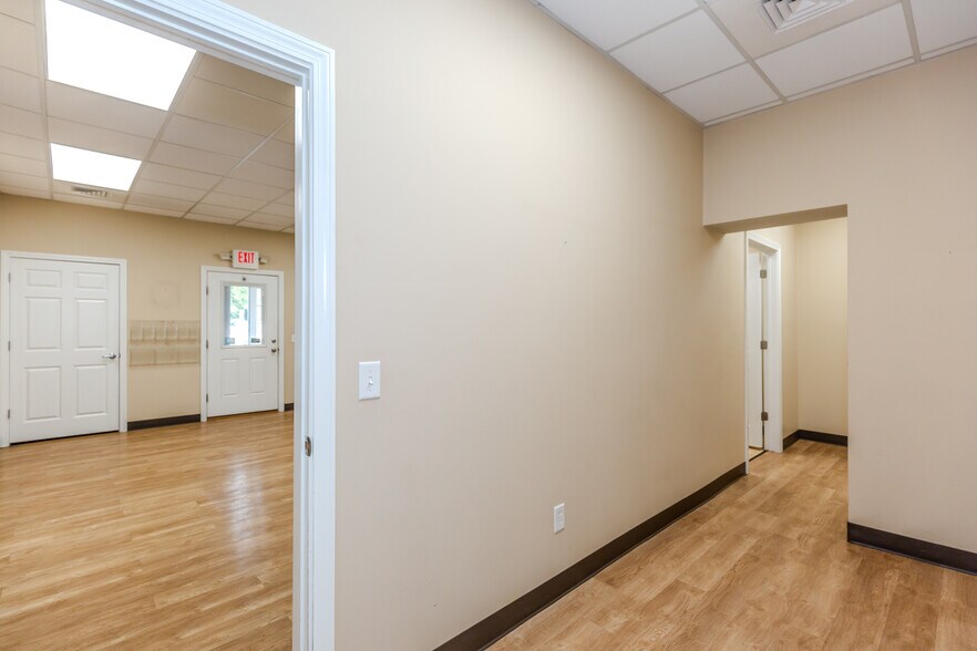 More Photos Of 2172 Broad St, Cranston Freestanding For Lease