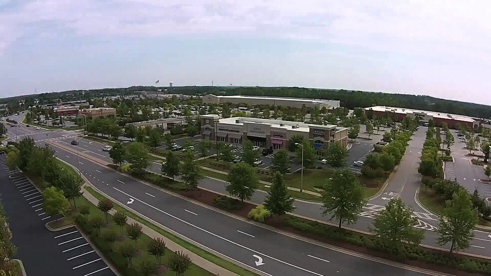 More Photos Of 370 Newnan Crossing Byp, Newnan Restaurant For Lease