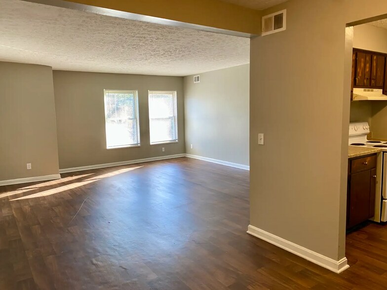 More Photos Of 3242 Orchard Manor Cir, Louisville Apartments For Sale