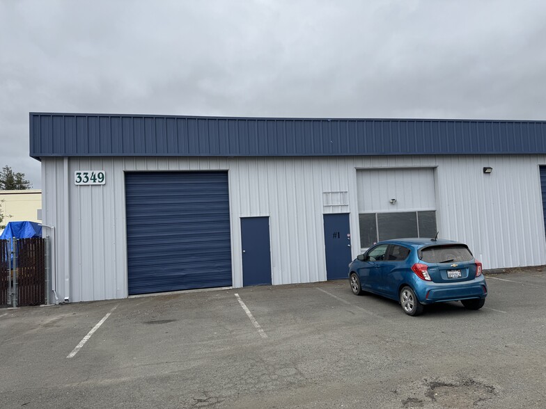More Photos Of 3355 Industrial Dr, Santa Rosa Industrial For Lease