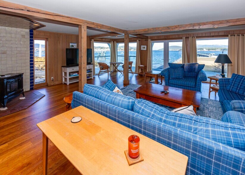 More Photos Of 109 Shore Rd, Southwest Harbor Flex For Sale