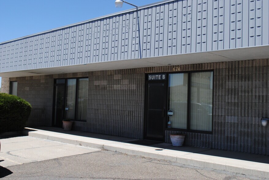 More Photos Of 674 N Cedar St, Elko Medical For Lease