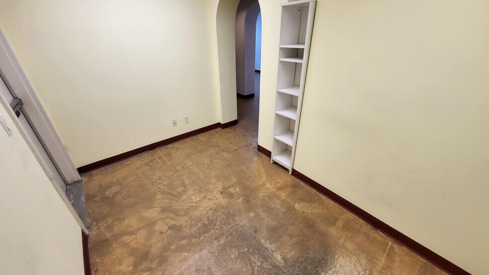 More Photos Of 1825 E Flamingo Rd, Las Vegas Office For Sale