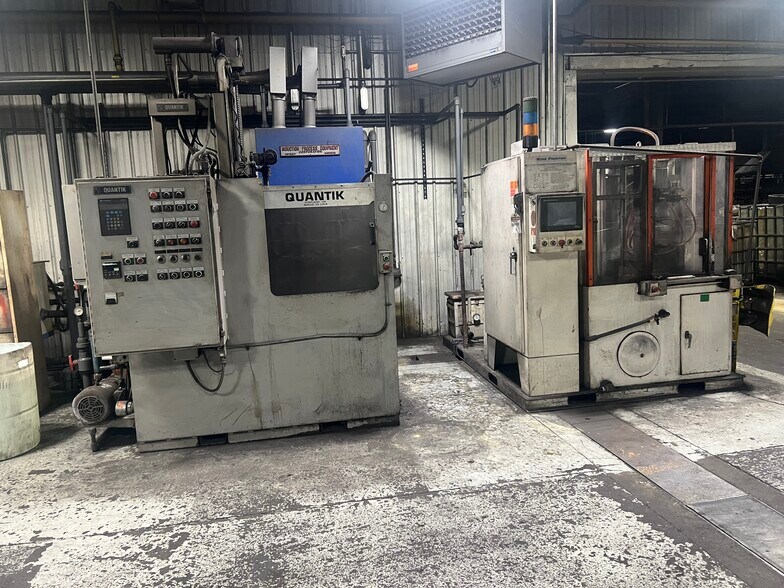 More Photos Of 400 S Gray St, Albany Manufacturing For Sale