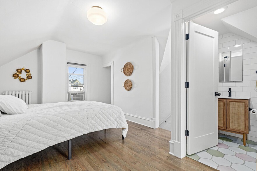 More Photos Of 3024 Chicago Ave, Minneapolis Apartments For Sale