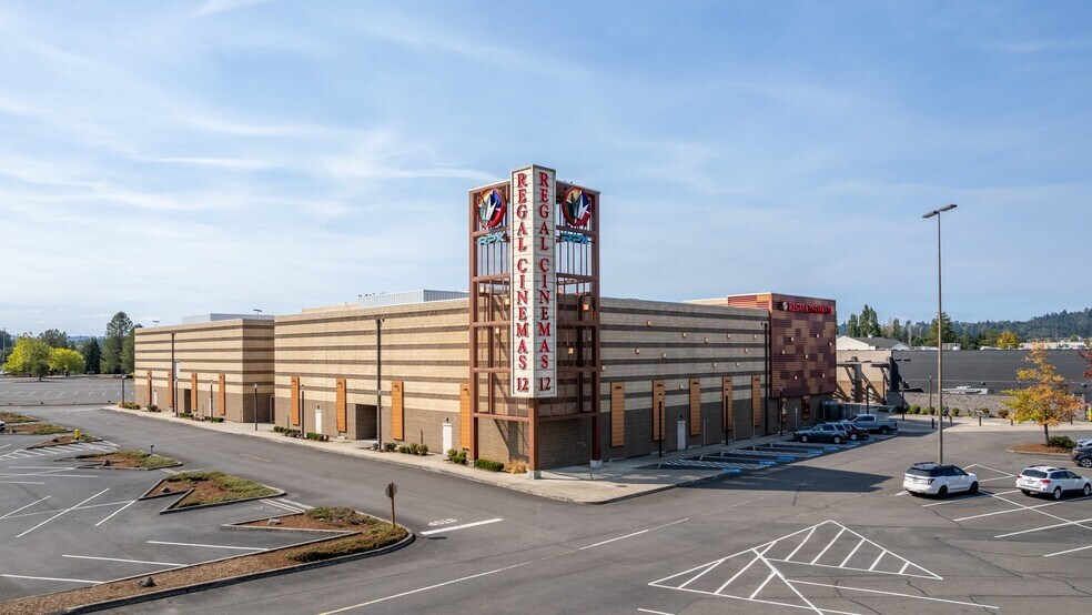 More Photos Of 341-351 Three Rivers Dr, Kelso General Retail For Lease