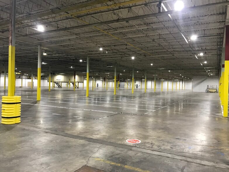 More Photos Of 192 Murdock Rd, Troutman Manufacturing For Lease