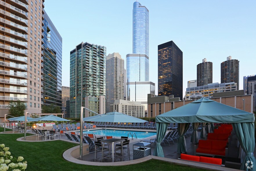 More Photos Of 540 N State St, Chicago Apartments For Lease