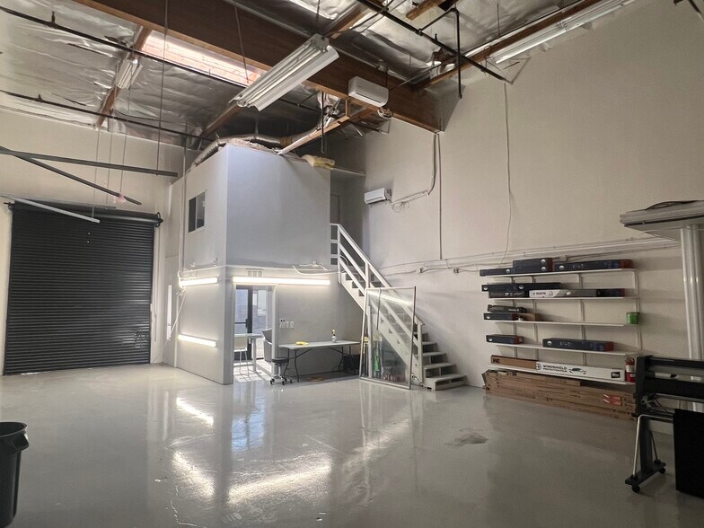 More Photos Of 3422 Swetzer Rd, Loomis Warehouse For Sale