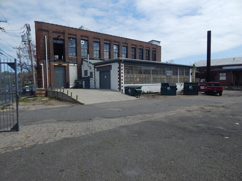 More Photos Of 209 Center St, Bridgeport Warehouse For Sale