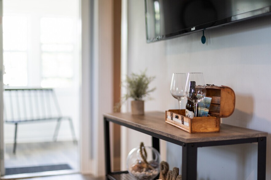 More Photos Of 314 S Federal Hwy, Lake Worth Beach Apartments For Sale