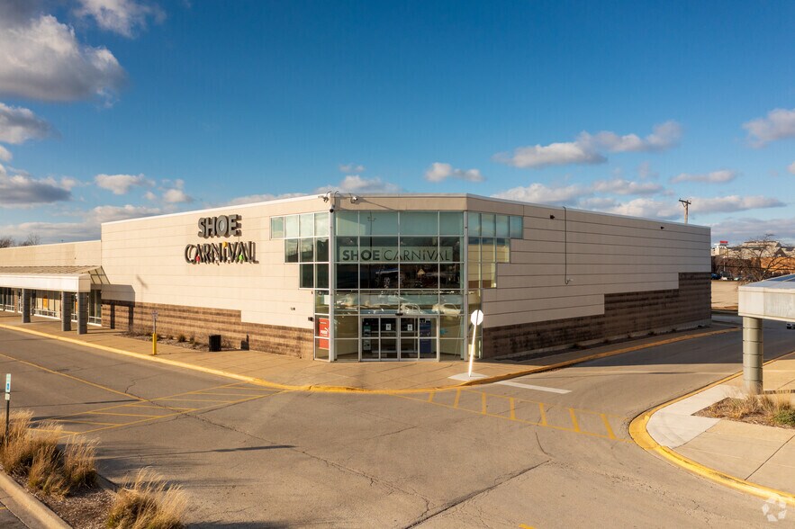 More Photos Of 280 Commons Dr, Chicago Ridge Unknown For Lease