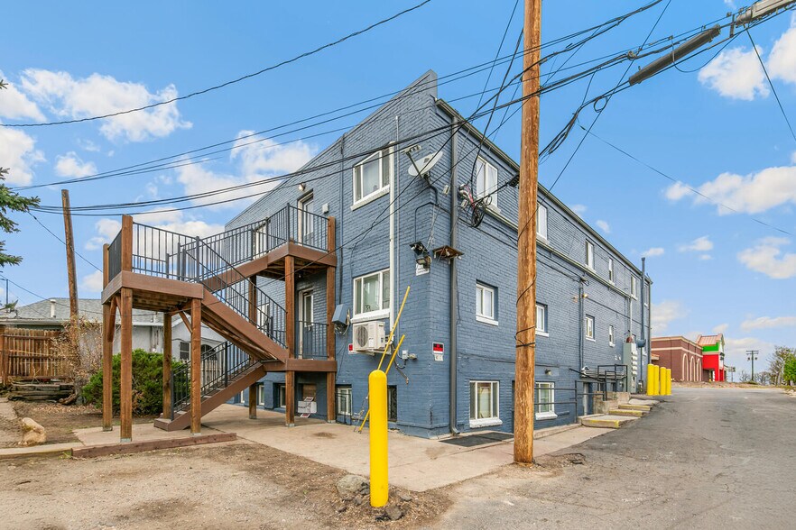 More Photos Of 3552 Morrison Rd, Denver Apartments For Sale