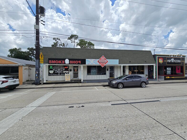 More Photos Of 926 N Mills Ave, Orlando Storefront For Sale