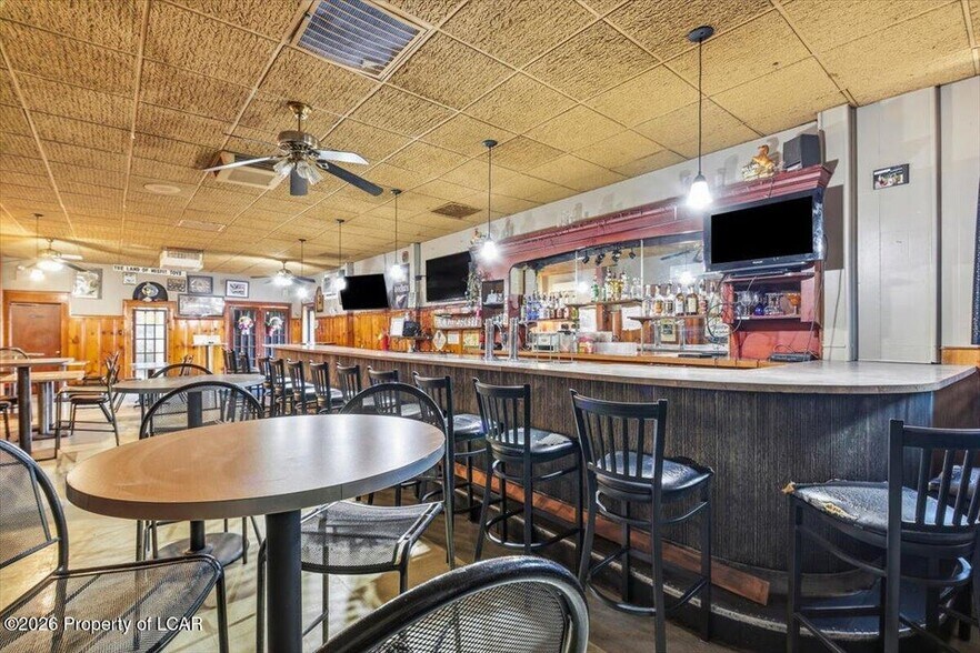 More Photos Of 700 Luzerne Ave, West Pittston Restaurant For Sale