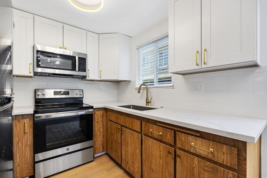 More Photos Of 4162 Arizona St, San Diego Apartments For Sale