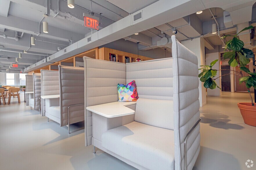 More Photos Of 132 W 31st St, New York Coworking Space