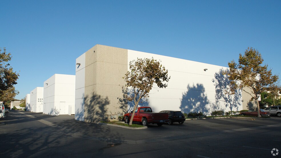More Photos Of 4730-4780 Calle Quetzal, Camarillo Warehouse For Lease