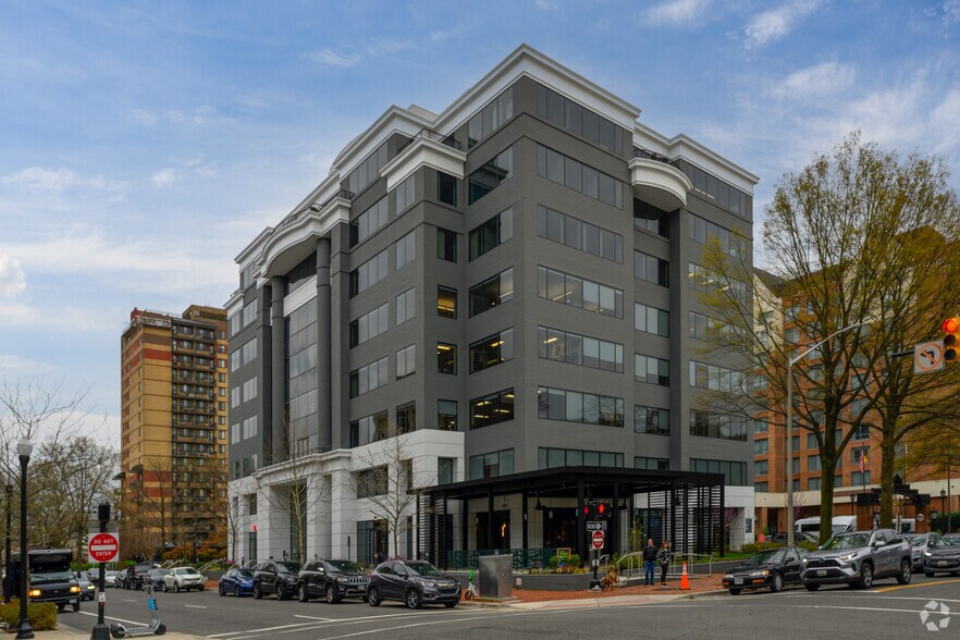 More Photos Of 500 Montgomery St, Alexandria Office For Lease